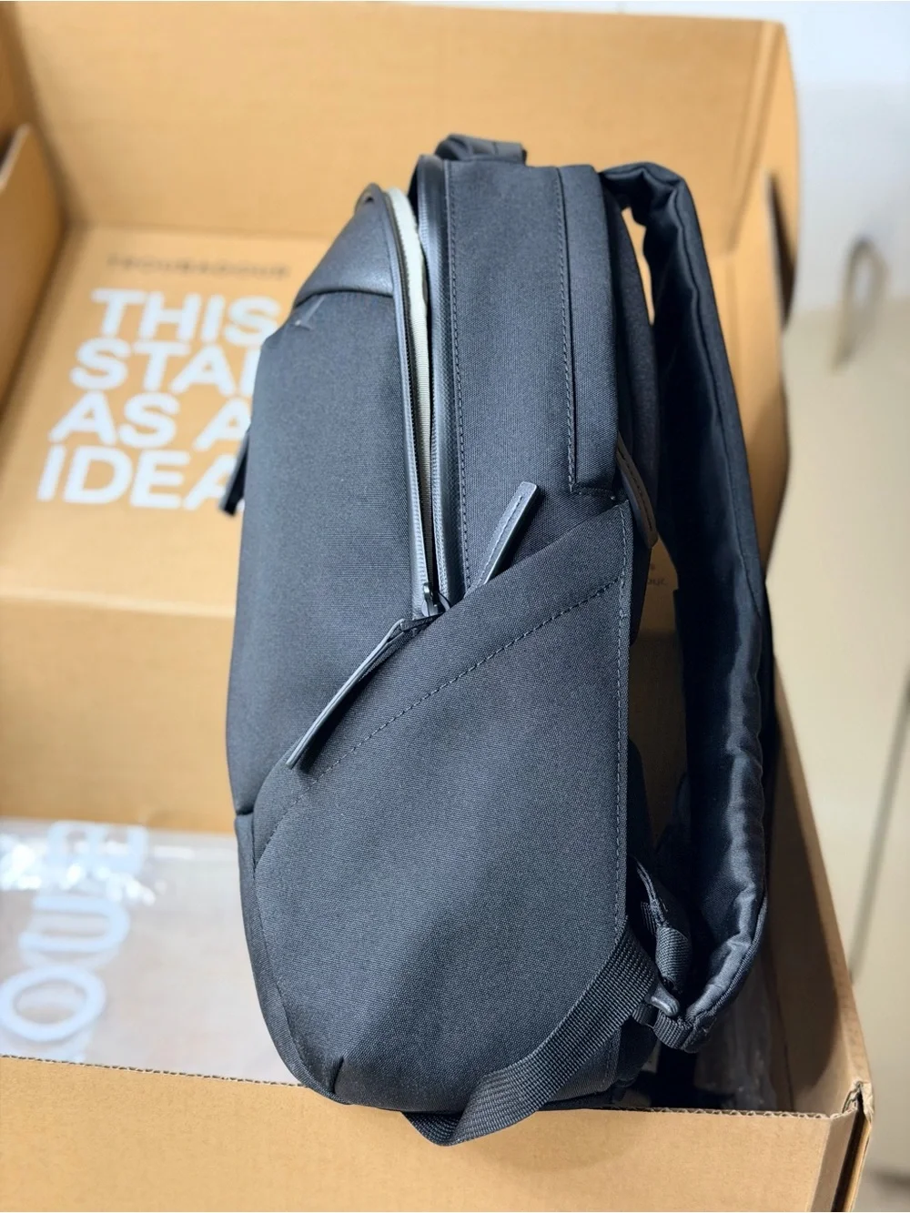 Unisex Troubadour Apex Compact 4.0 Professional Backpack Urban Carry Waterproof